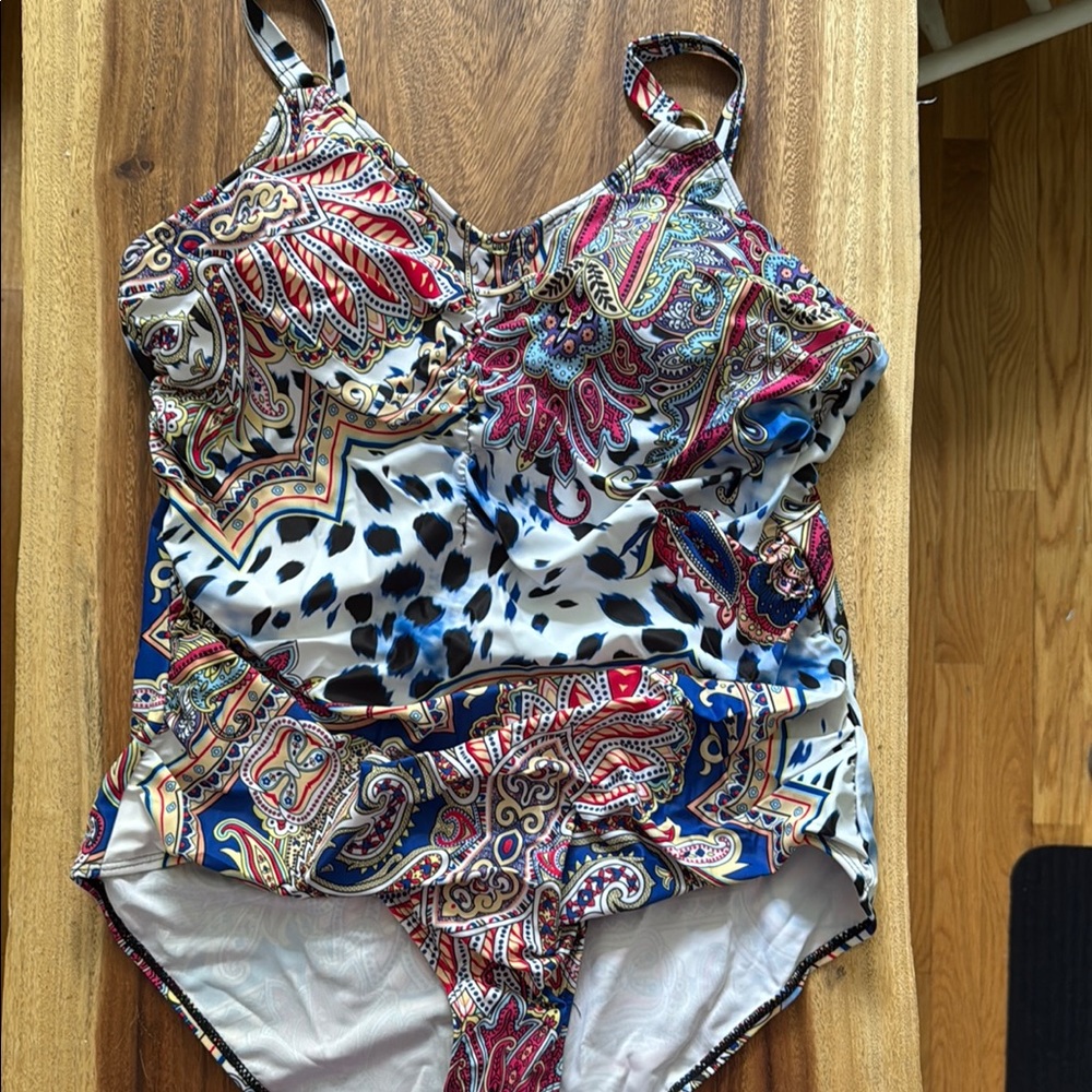 Paisley and Leopard Print Women's Swimsuit